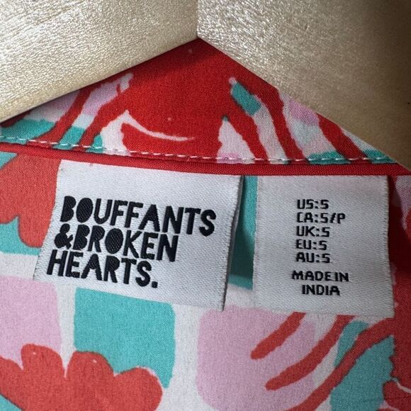 Bouffants & Broken Hearts Pajama Top Small Button Up Short Sleeve Lobsters Print - Picture 2 of 6